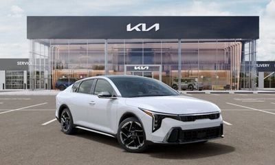 2026 Kia K4 GT Line
