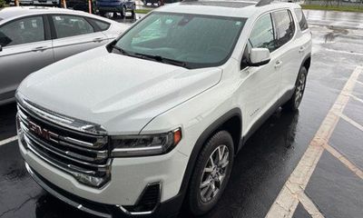 2020 GMC Acadia SLT