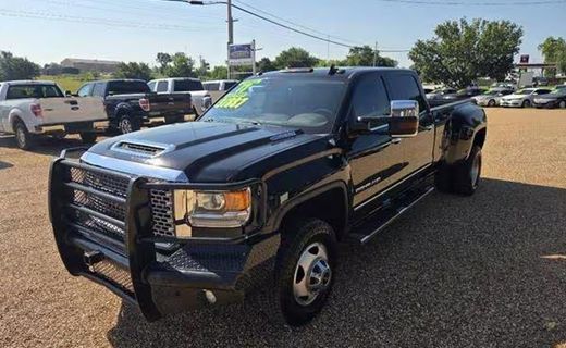 2017 GMC Sierra Denali