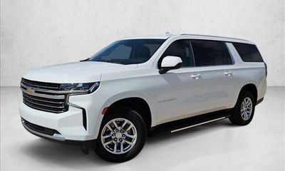 2024 Chevrolet Suburban LT
