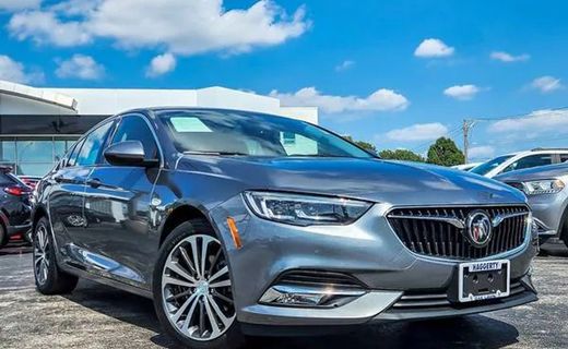 2020 Buick Regal Essence