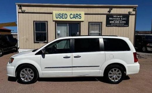 2012 Chrysler Town AND Country