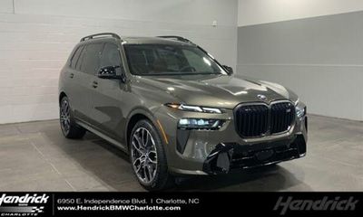 2024 BMW X7 M60i