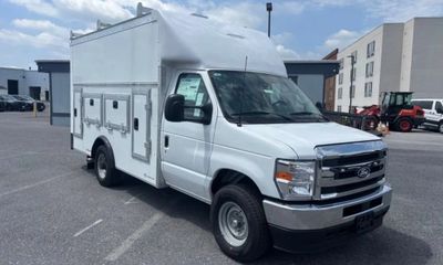 1997 Ford E-350 Base