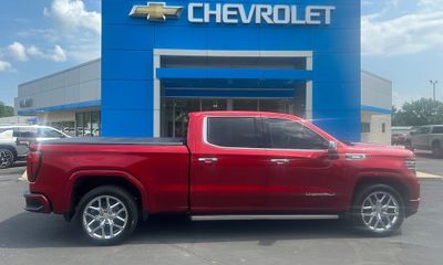 2023 GMC Sierra Denali