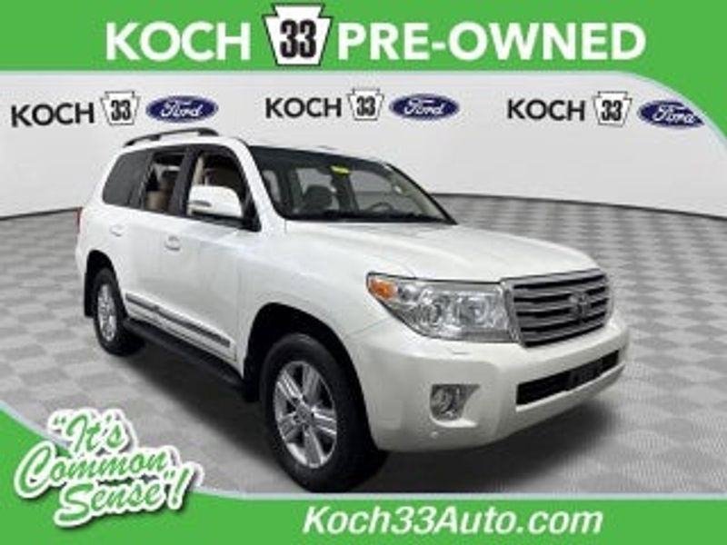 2014 Toyota Land Cruiser — a typically priced live listing