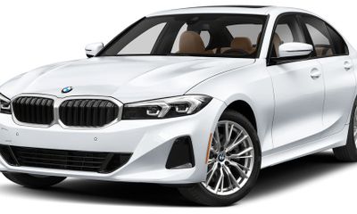 2025 BMW 330i