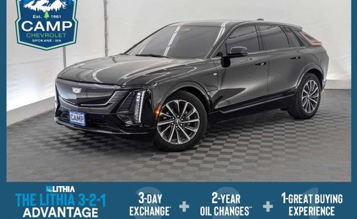 2025 Cadillac Lyriq Sport 1