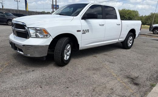 2020 Ram 1500 SLT