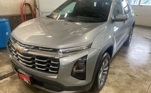 2027 Chevrolet Equinox 2LT