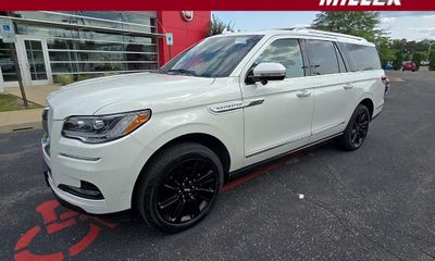 2022 Lincoln Navigator L Reserve