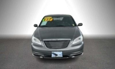 2013 Chrysler 200 Touring