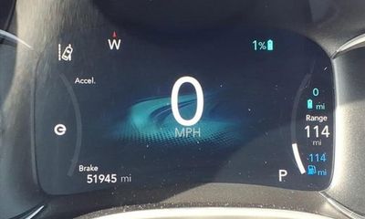 2024 Chrysler Pacifica Select