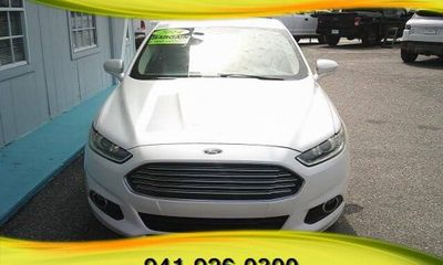 2014 Ford Fusion SE