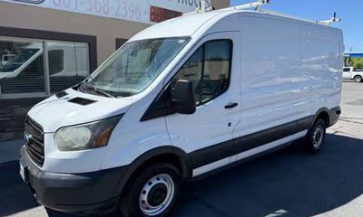 2017 Ford Transit 350 LWB Medium