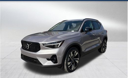2026 Volvo XC40 Ultra Dark