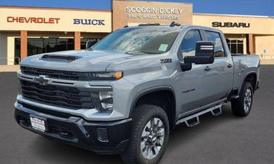 2024 Chevrolet Silverado HD Custom
