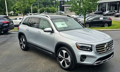 2026 Mercedes-Benz GLB-Class GLB250 4MATIC