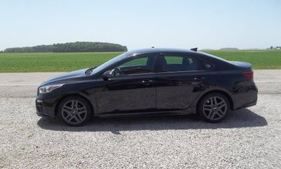 2021 Kia Forte GT Line