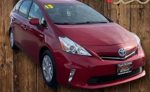 2013 Toyota Prius V TWO Wagon