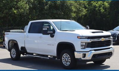 2025 Chevrolet Silverado HD LT