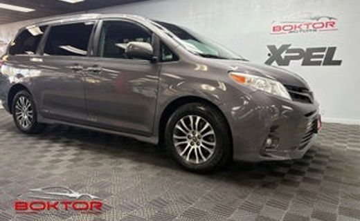 2021 Toyota Sienna XSE