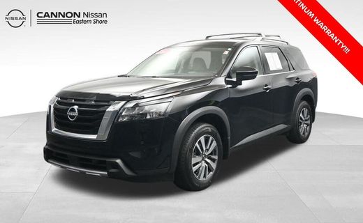 2025 Nissan Pathfinder SL