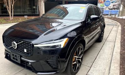 2024 Volvo XC60 T8 Polestar