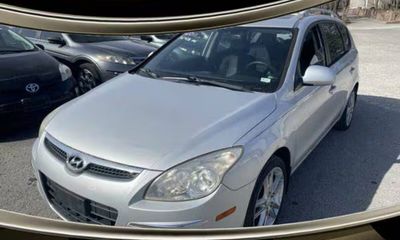 2011 Hyundai Elantra Middle Level