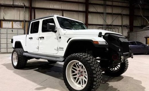 2020 Jeep Gladiator Overland