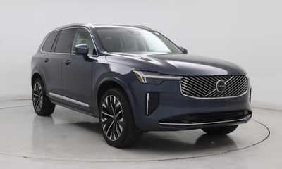 2026 Volvo XC90 Ultra Bright