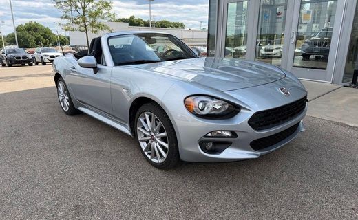 2020 Fiat 124 Spider Lusso