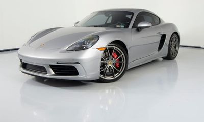 2024 Porsche 718 Cayman S