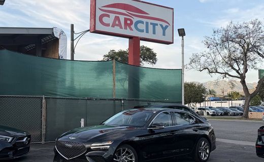 2022 Genesis G70
