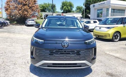 2025 Volkswagen Tiguan 4MOTION SE