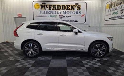 2023 Volvo XC60 Plus Dark