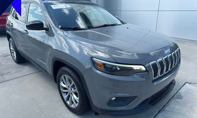 2022 Jeep Cherokee Latitude LUX