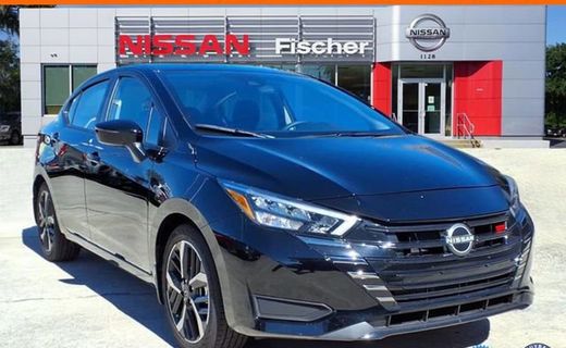 2025 Nissan Versa SR