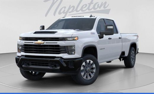 2026 Chevrolet Silverado HD Custom