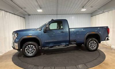 2024 GMC Sierra HD SLE
