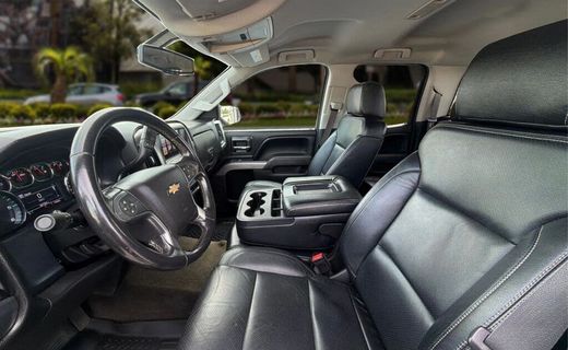 2017 Chevrolet Silverado LT