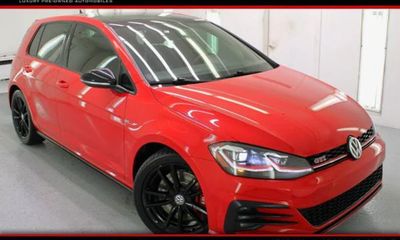 2021 Volkswagen Golf GTI S SE Autobahn