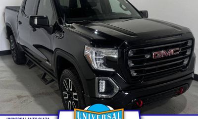 2021 GMC Sierra AT4