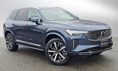 2026 Volvo XC90 Core