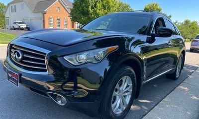 2012 Infiniti FX35