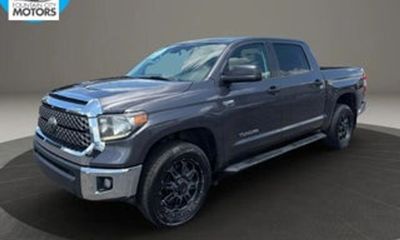 2018 Toyota Tundra SR5
