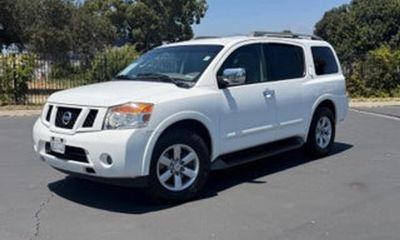 2012 Nissan Armada SV