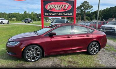 2015 Chrysler 200 200S