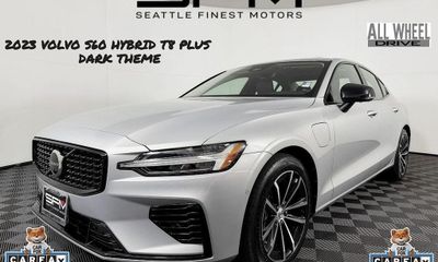 2023 Volvo S60 Plus Dark