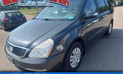 2014 Kia Sedona GL